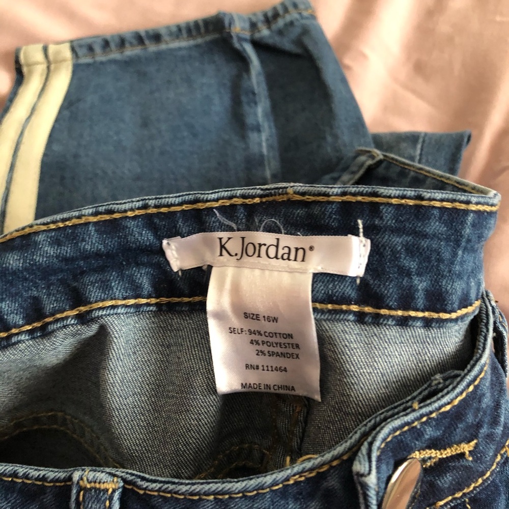 Jeans - Picture 2 of 6